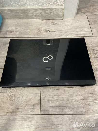 Ноутбук fujitsu