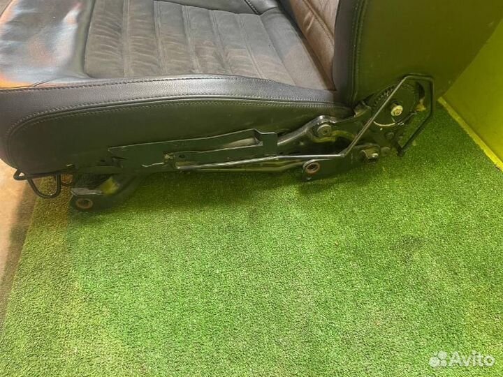 Сиденья комплект передняя Volkswagen Passat B7