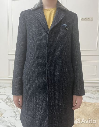 Пальто для мальчика 10-11лет