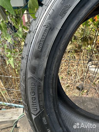Goodyear UltraGrip Performance+ 235/45 R18 98V