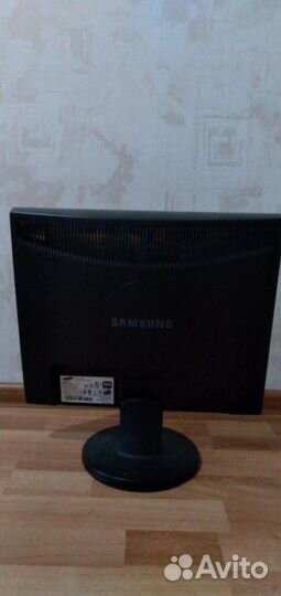 Samsung SyncMaster943N
