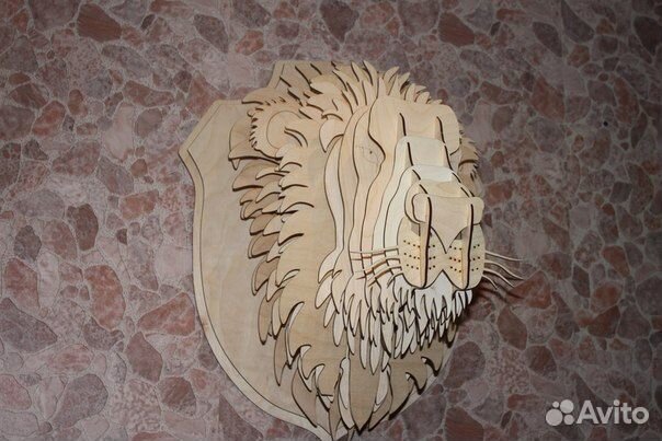 Декоративная голова льва, трофей, чучело