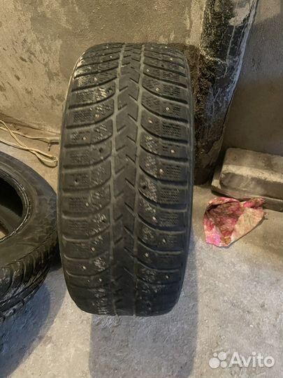 Bridgestone Ice Cruiser 7000 205/55 R16
