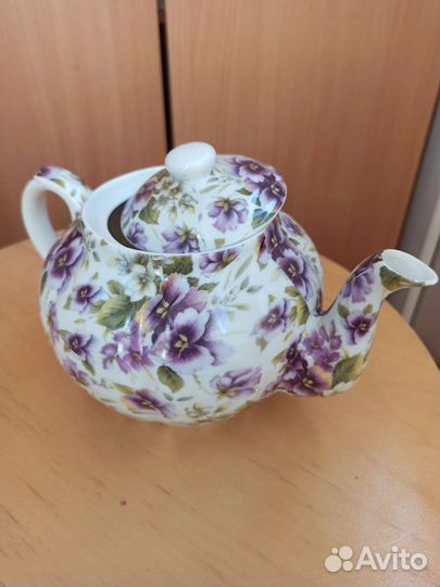 Чайник заварочный фарфоровый