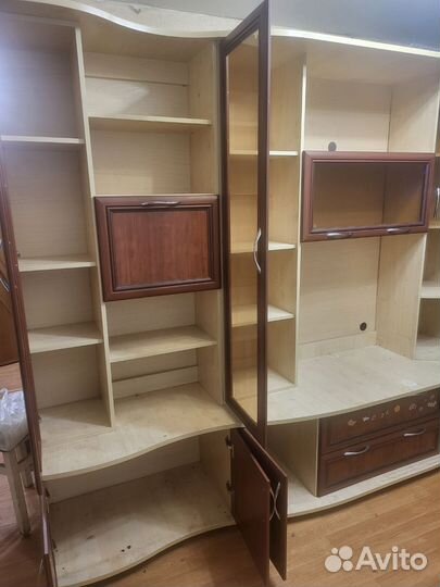 Стенка горка в гостиную бу