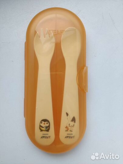 Ложка и вилка Avent в футляре в наборе б/у