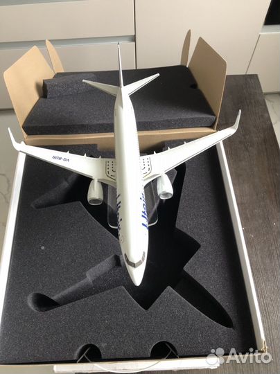 Модель самолета Utair