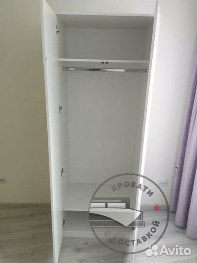 Шкаф распашной