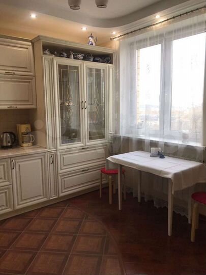 2-к. квартира, 64 м², 14/17 эт.