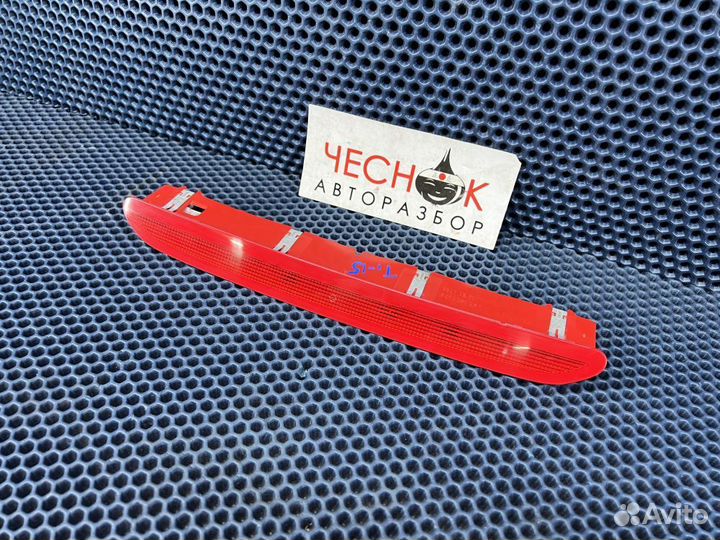 Стоп сигнал дополнительный VW Tiguan NF 2006-2017