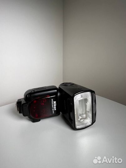 Вспышка Speedlight SB-910
