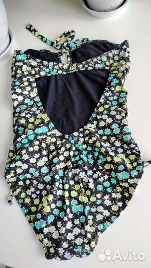 Купальник слитный новый