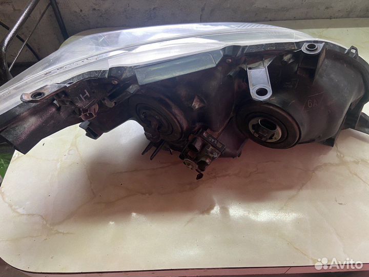 Запчасти на toyota corolla 150 2013 год