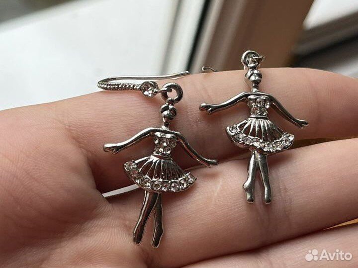 Украшения:серьги, подвески (бижутерия)