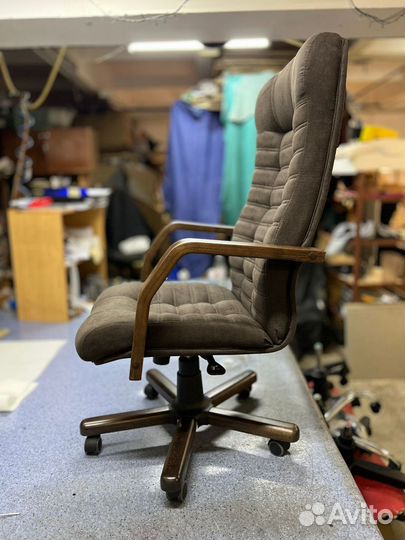 Кресло руководителя компьютерное