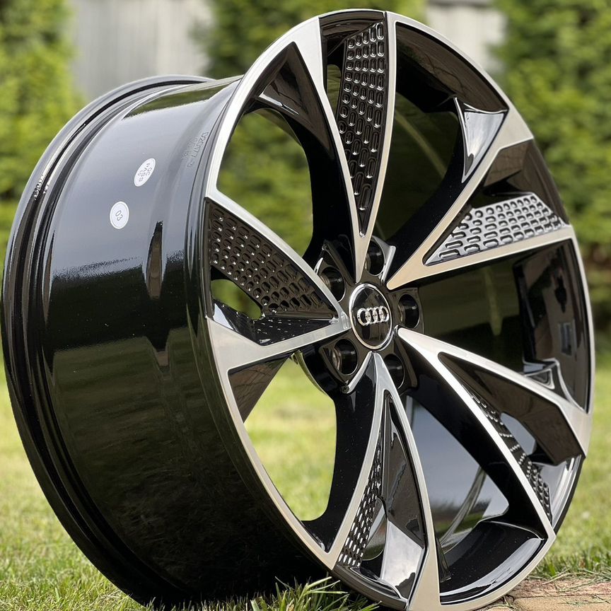 Литые диски Audi 8×R18 5×112