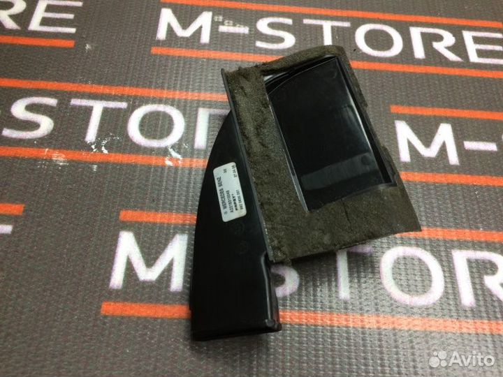 Воздуховод правый Mercedes-Benz S-Class W221