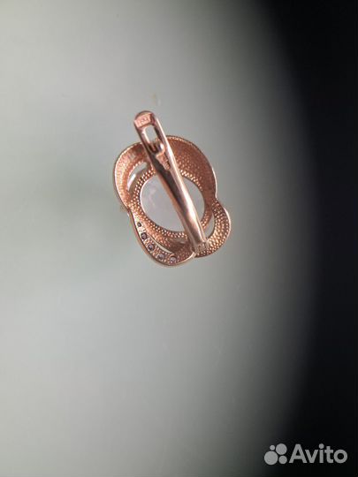 Золотые серьги с сапфирами