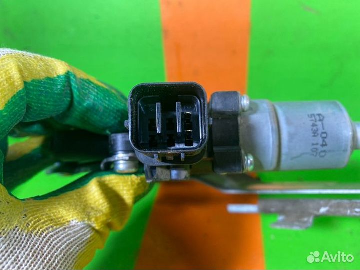 Стеклоподъемник электрический задний Mitsubishi