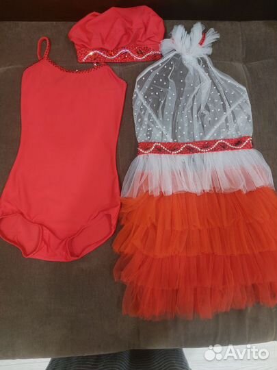 Танцевальный костюм на девочку