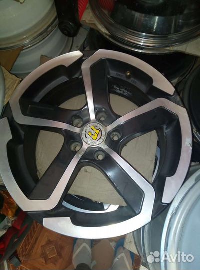 Kumho I'Zen KW31 195/55 R15