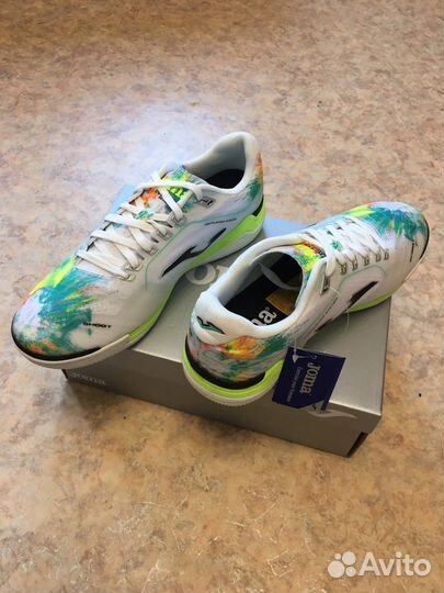 Обувь для футзала Joma Invicto(EU40,5)