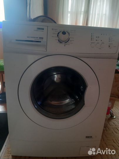 Продам стиральную машинку на запчасти рабочая