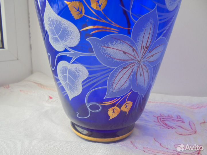 Хрусталь Богемия ваза д/цв кобальт позол выс 20 см