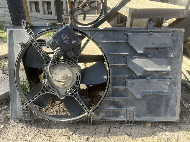 Вентилятор на mitsubishi lancer cedia