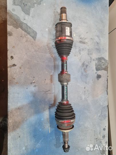 Toyota camry v70 привод левый