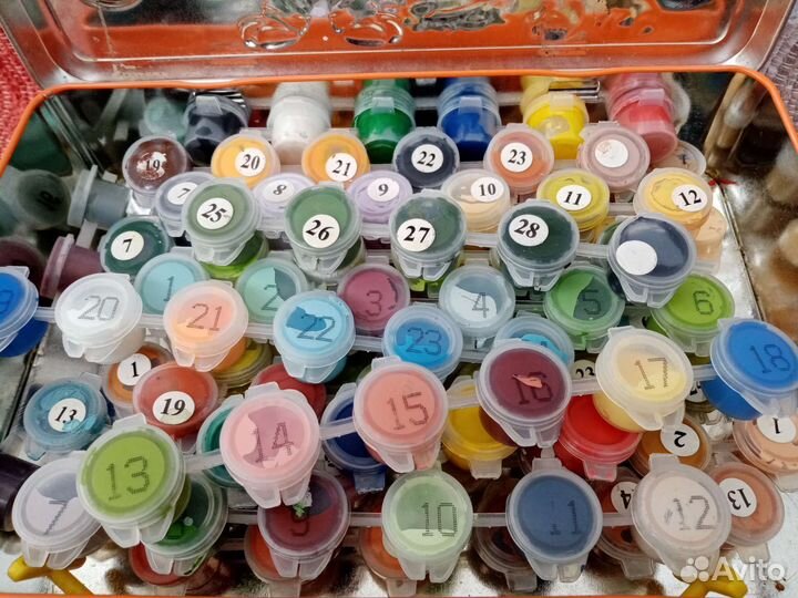 Краски по номерам разные остатки 113 штук