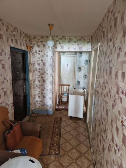 2-к. квартира, 47 м², 1/3 эт.