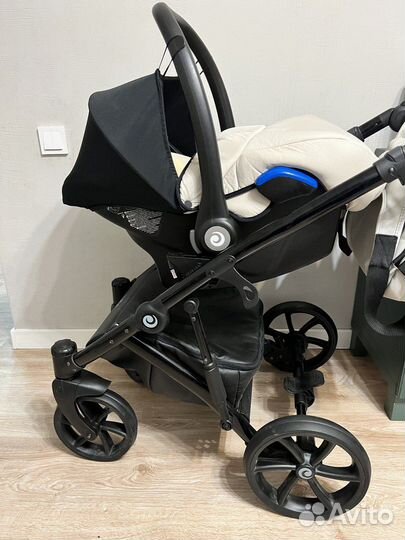 Коляска 3 в 1 Tutis Viva 4 Eco-Leather