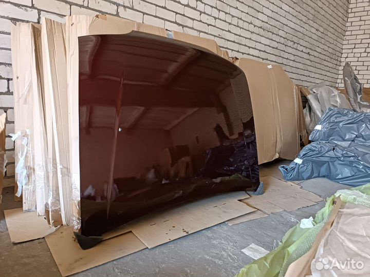 Капот ваз 2114 цвет темно - вишневый портвейн