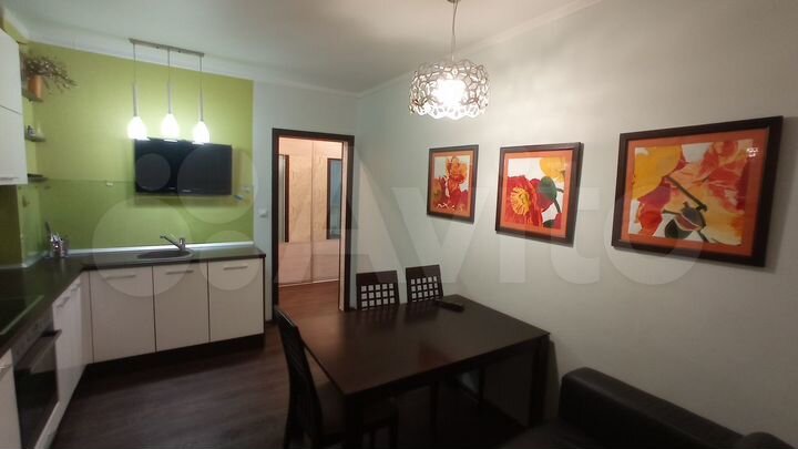 2-к. квартира, 65 м², 5/10 эт.