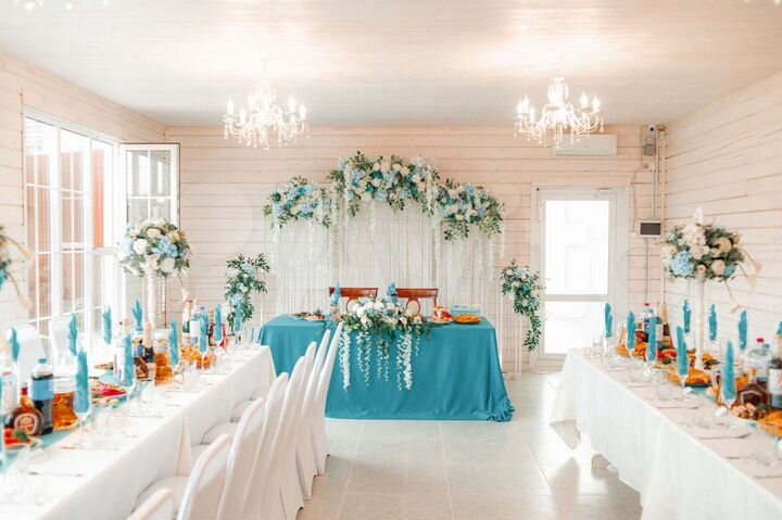 Коттедж 270 м² на участке 12 сот.