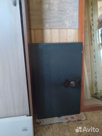 Оружейный сейф бу