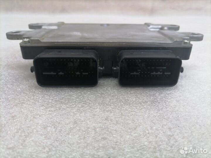 Б/У Блок управления двигателем 6 2005 L82918881E