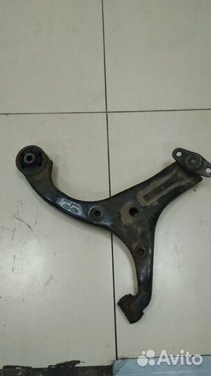 Рычаг подвески правый