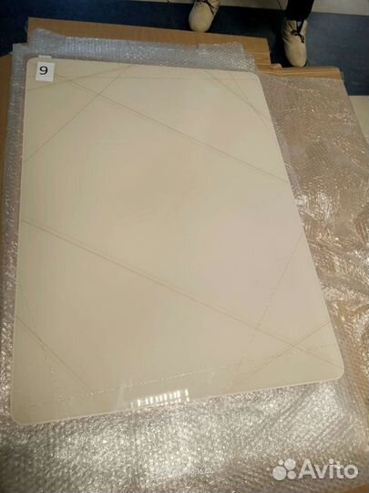 Стеклянные столешницы