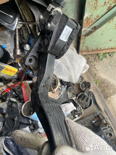 Педаль газа hyundai solaris