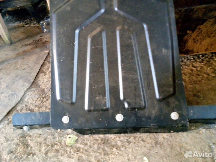 Защита картера LADA 44