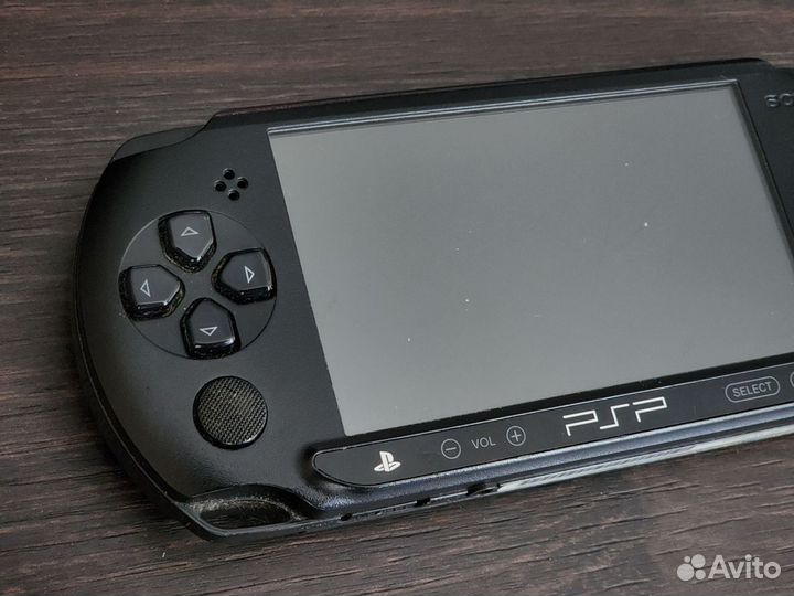 Sony PSP E1008 Street прошитая