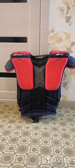 Вратарский нагрудник CCM extreme 1.9