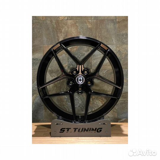 Литые диски 9.5x19 5x120 72.6 ET39 Sakura Wheels YA9560 Black