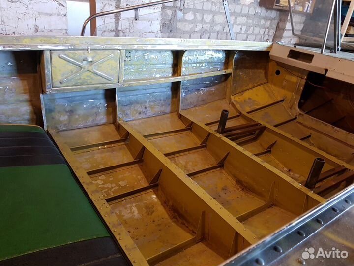 Моторная лодка