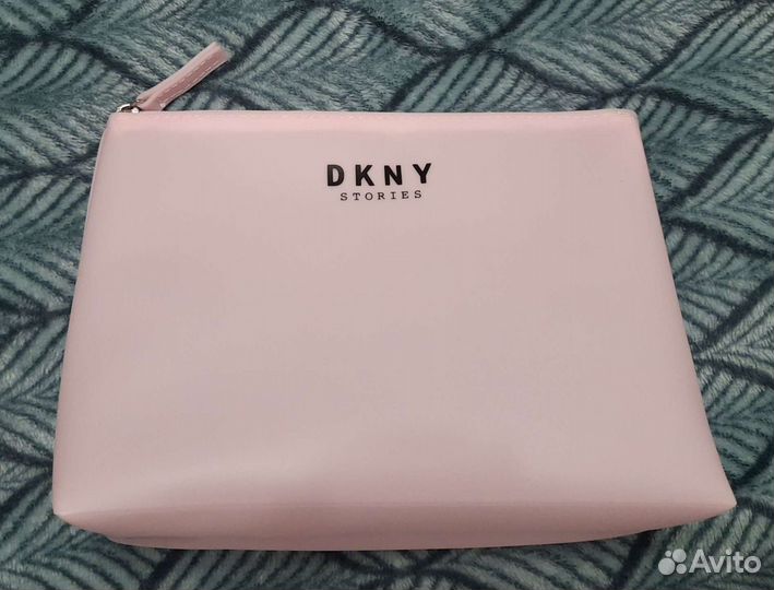 Косметичка сумочка dkny новая оригинал