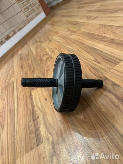 Ролик для пресса. Тринажер колесо