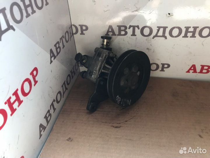 Насос гидроусилителя руля Audi 80 B3 2.0 1991