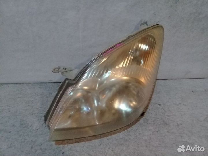 Фара левая 13-66 Toyota Corolla Spacio NZE121N ZZE